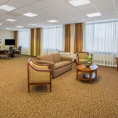 Готель Crowne Plaza Cleveland Airport By Ihg Міддлберґ-Гайтс Екстер'єр фото