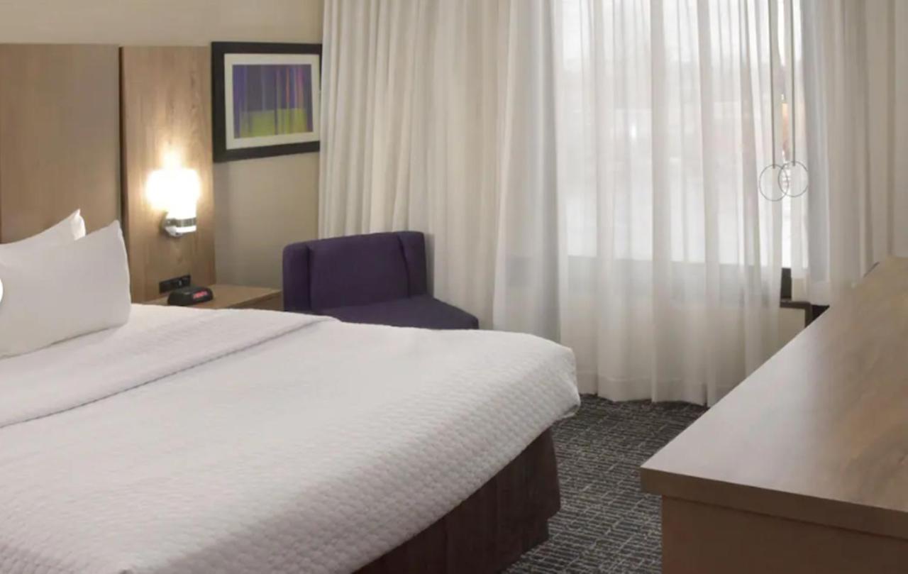 Готель Crowne Plaza Cleveland Airport By Ihg Міддлберґ-Гайтс Екстер'єр фото
