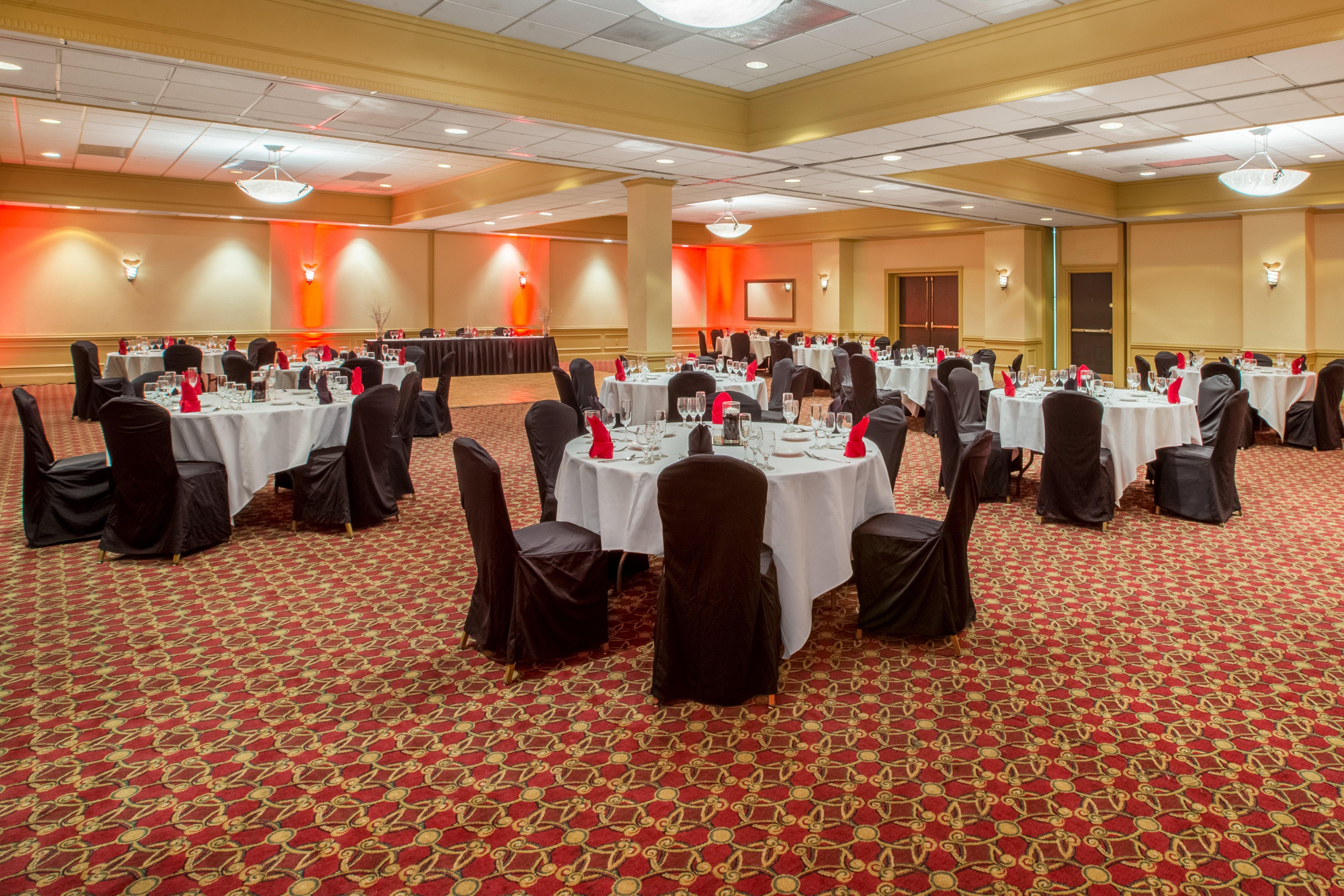 Готель Crowne Plaza Cleveland Airport By Ihg Міддлберґ-Гайтс Екстер'єр фото